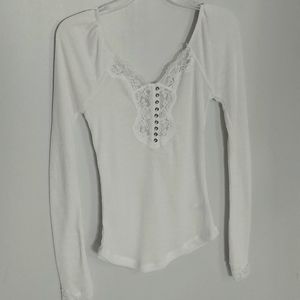 NWT Wishlist Off Shoulder Long Sleeve